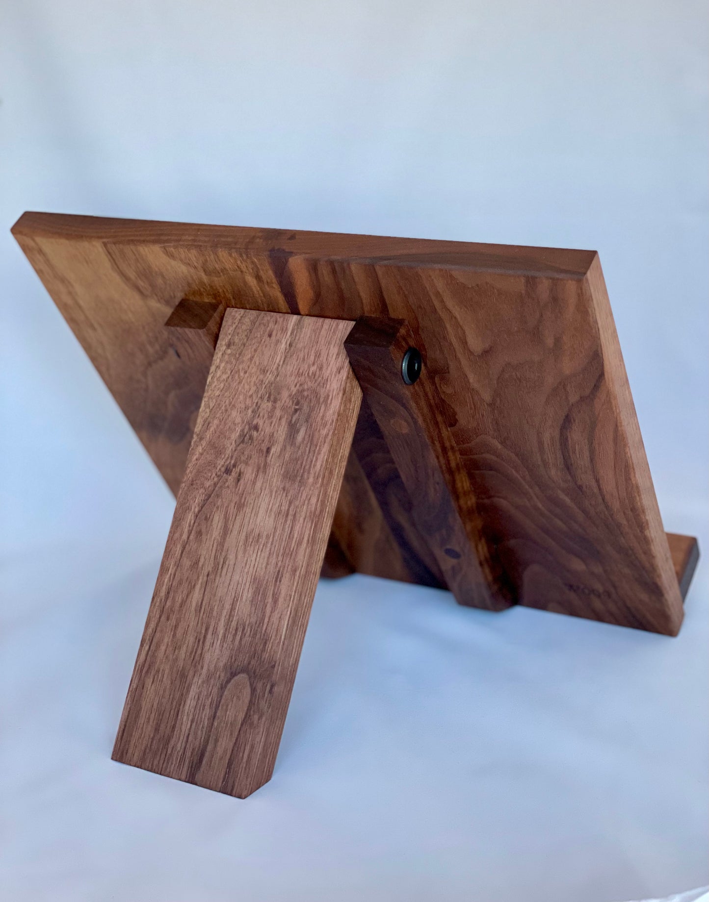 Walnut cookbook stand W009